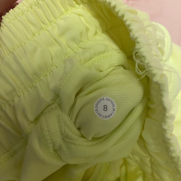 Lulu lemon Hotty hot shorts - Picture 3 of 4